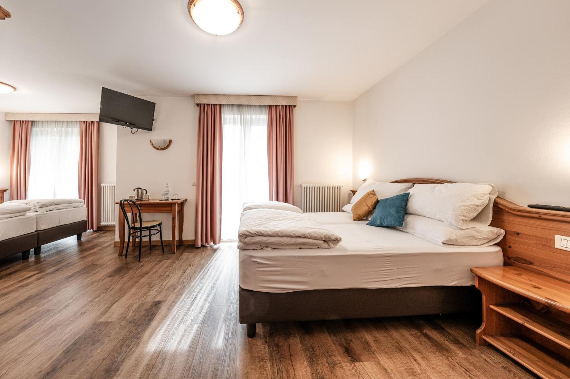 Hotel La Noria Commezzadura Εξωτερικό φωτογραφία