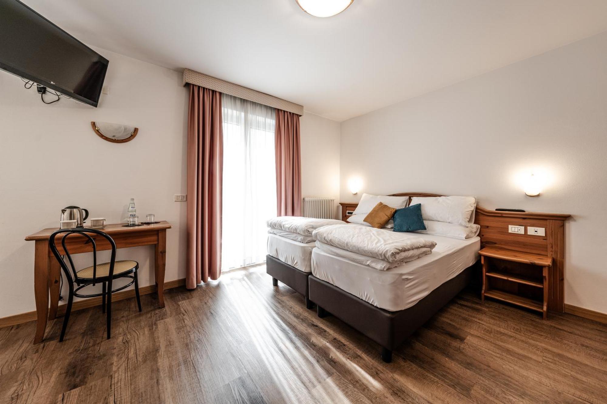 Hotel La Noria Commezzadura Εξωτερικό φωτογραφία