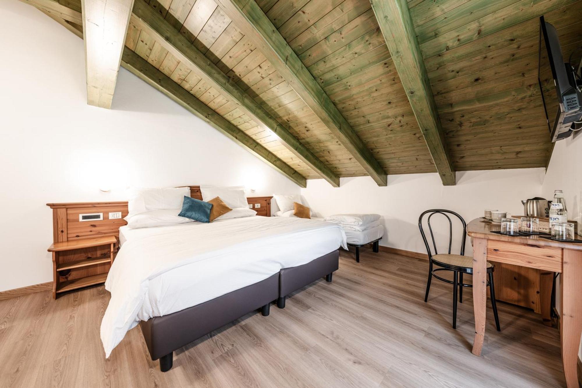 Hotel La Noria Commezzadura Εξωτερικό φωτογραφία